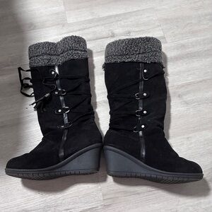 Cozy Black and Gray Winter Boots